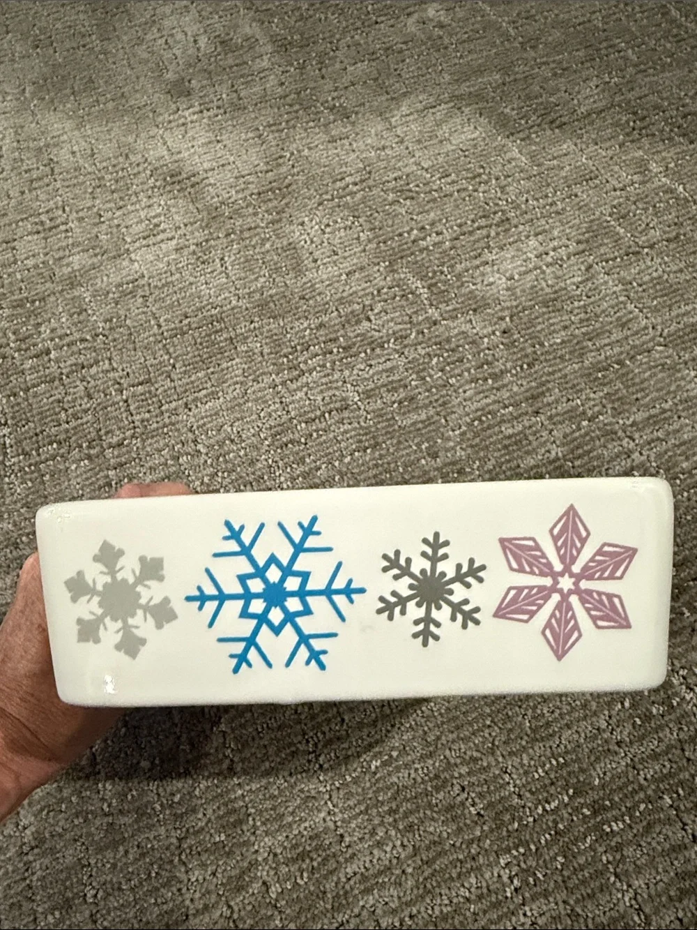 Temp-tations ❄️ Seasonal Napkin Holder with Weight and 28 Napkins ❄️ Snowflake